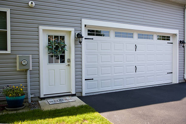 24/7 Emergency Garage Door Panel Replacement experts in Ness County County, KS